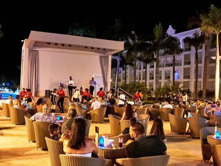bar-hotel-riu-palace-punta-cana-8_tcm49-203818